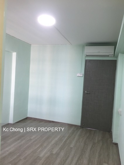 Ang Mo Kio Avenue 3 thumbnail photo